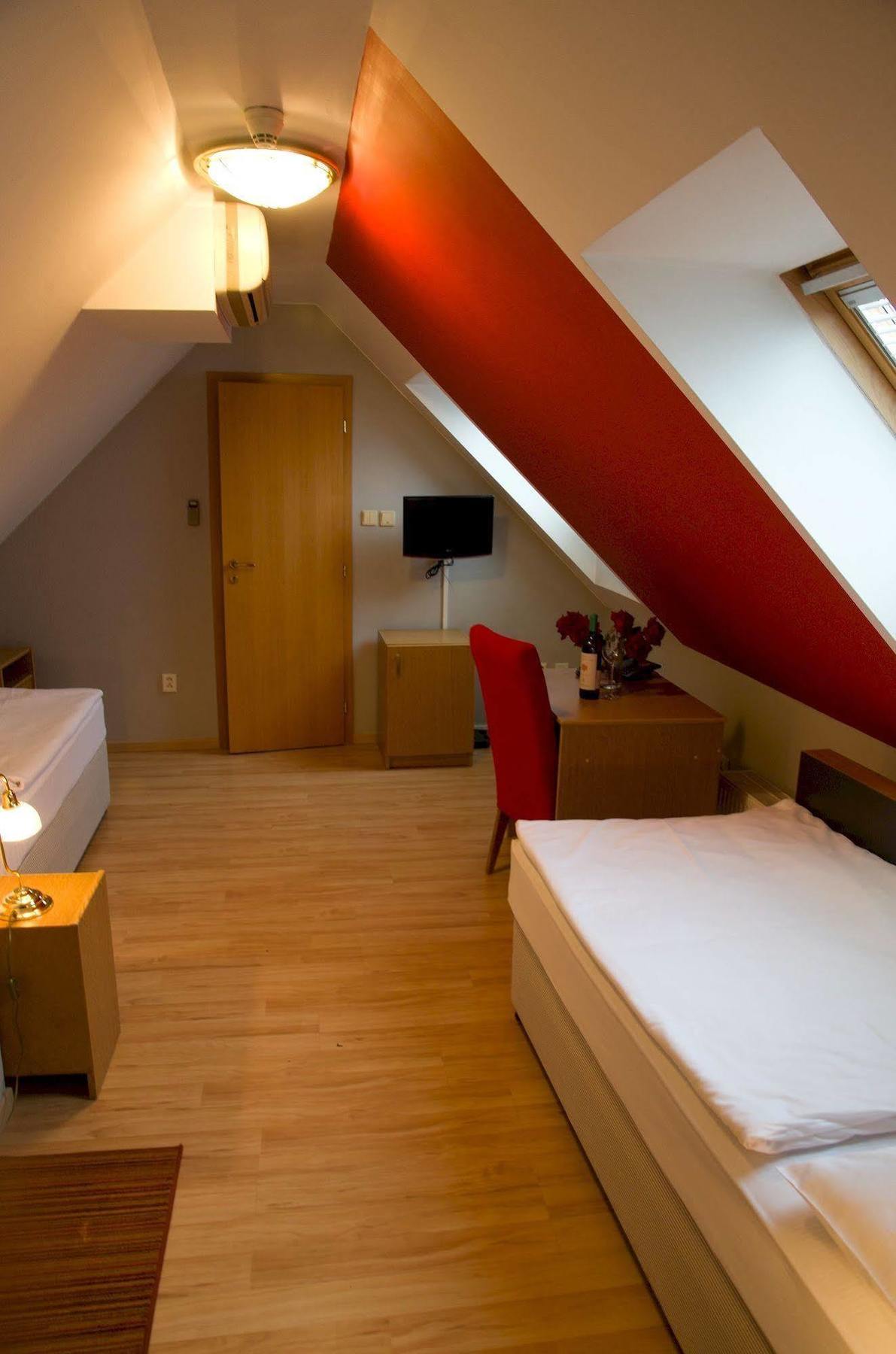 Hotel Payer Тепліце Екстер'єр фото